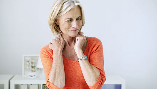 Chiropractic for neck and shoulder pain in Roseville