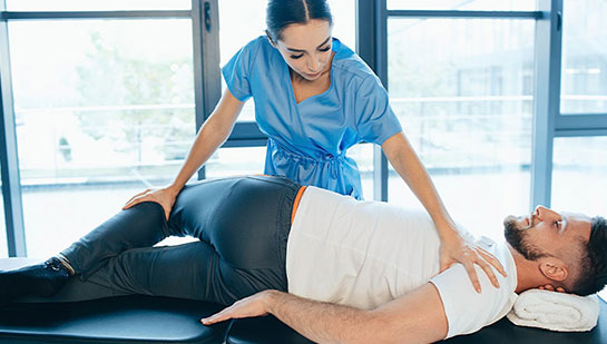 Sciatica treatment with chiropractic in Roseville